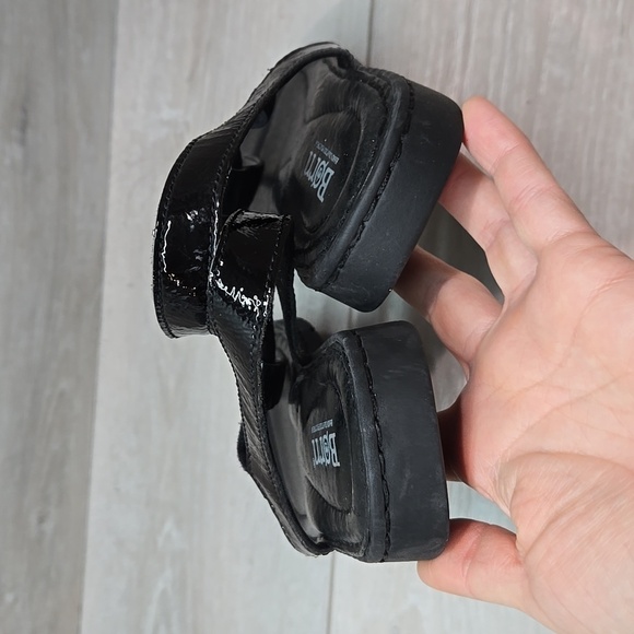 Born Women Leather Ankle Thong Sandals Slide shoes sz 8M - Picture 6 of 10